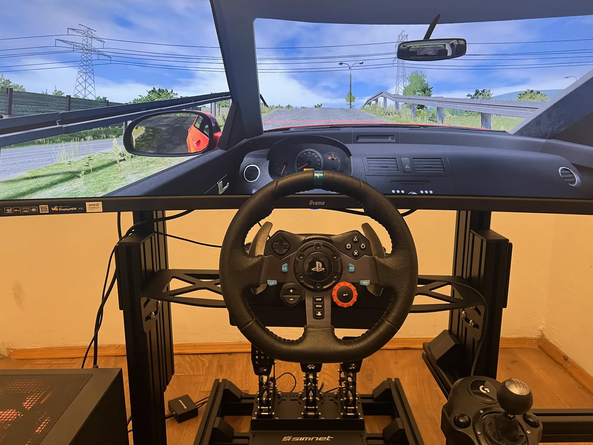 Front nowoczesnego symulatora jazdy